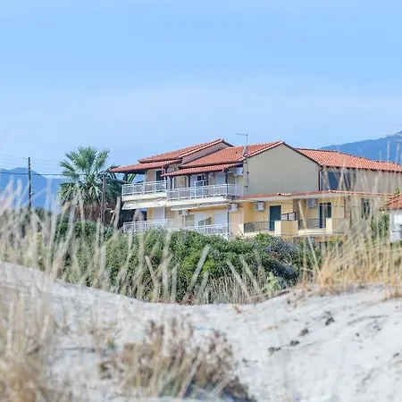 Erifili At & Apartman