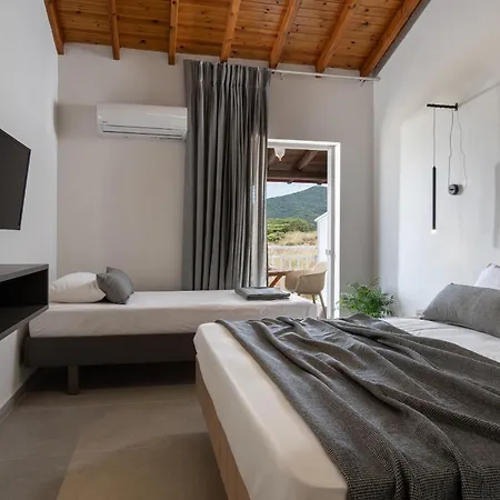 Erifili At & Daire Sarti