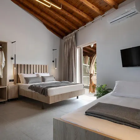 Apartment Erifili At &