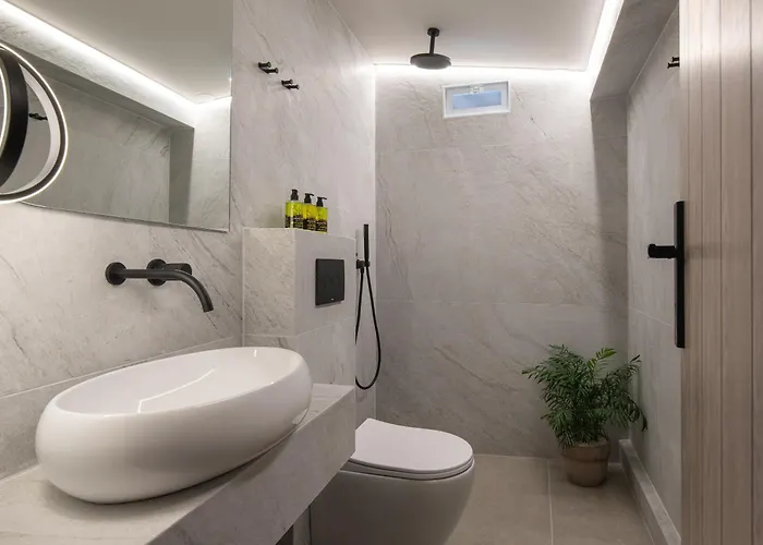 Apartman Erifili At & *